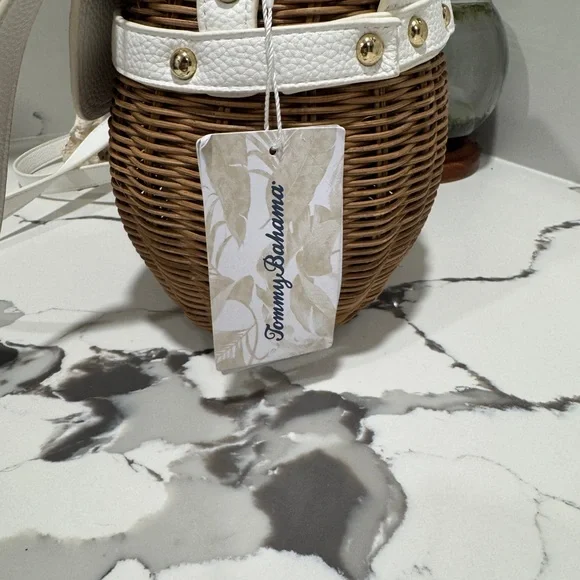Tommy Bahama bag rattan wicker white bag White and Brown Woven Crossbody Bag - Picture 7 of 10